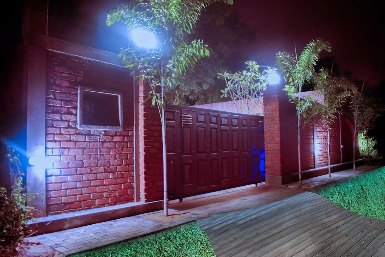 Hotel Laana Villa Negombo