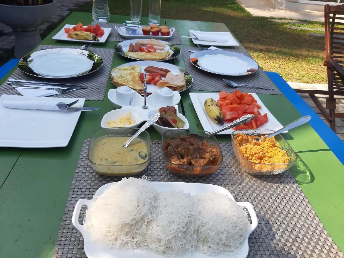 Laana Villa Negombo 2*,  Šrí Lanka